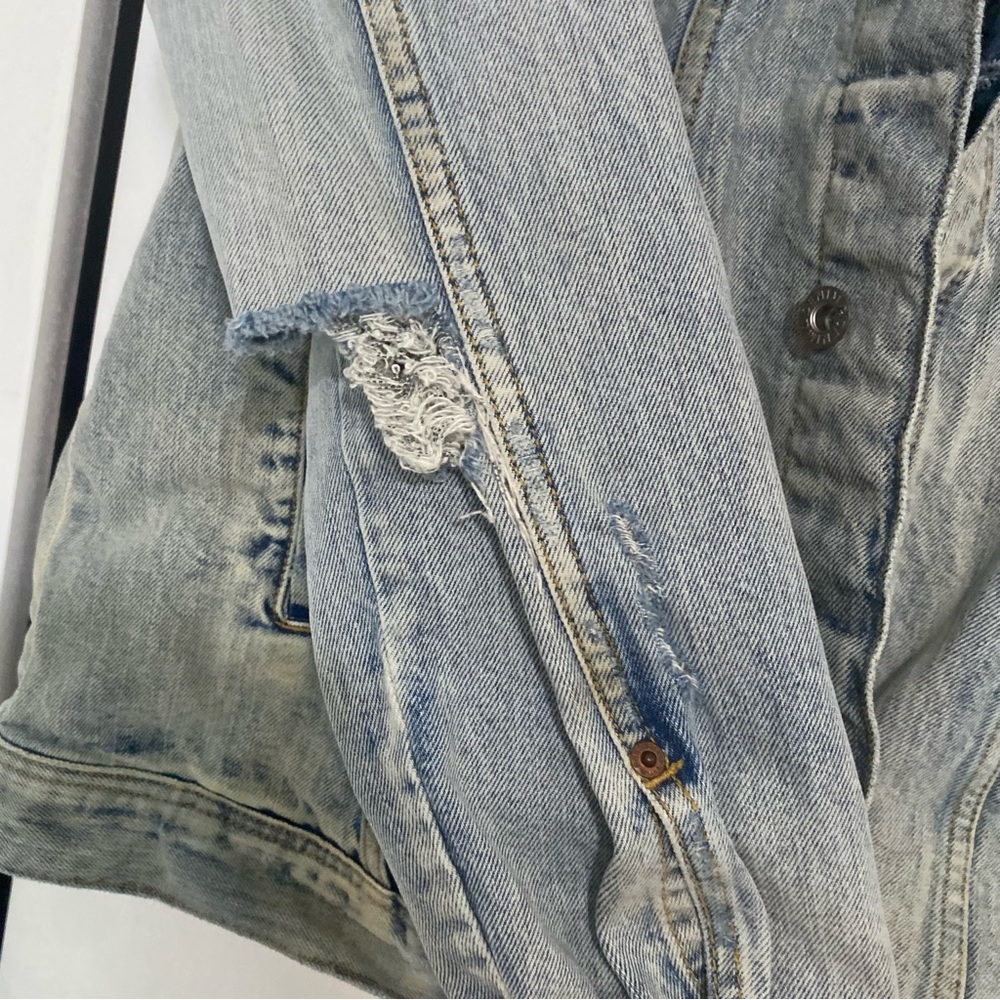 Distressed H&M 2016 Coachella jean jacket - Picture 5 of 9